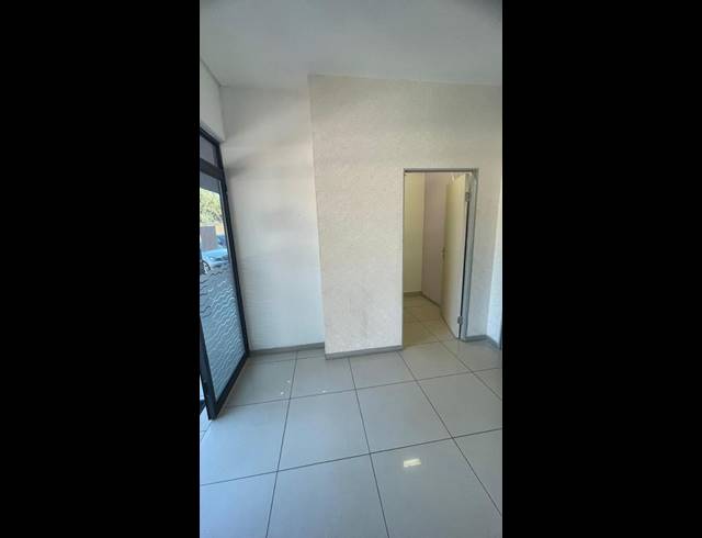 BUSINESS PROPERTY TO RENT IN WIERDA PARK